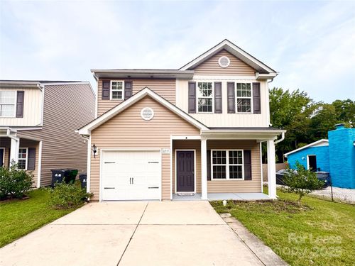 6717 Ware Rd, Charlotte, NC, 28212-5832 | Card Image