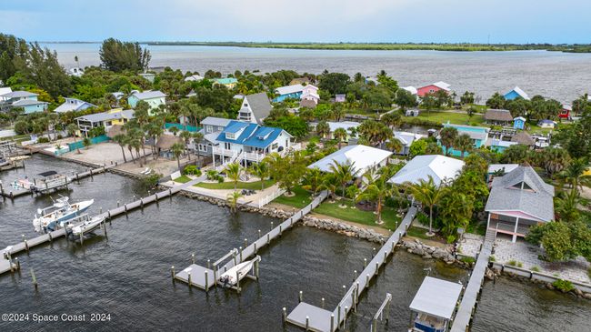 A - 19 Vip Is, House other with 2 bedrooms, 2 bathrooms and null parking in Grant FL | Image 5
