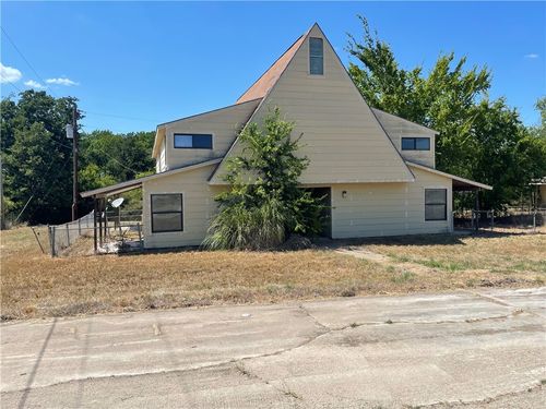 5900 Leonard Rd, Bryan, TX, 77807-9011 | Card Image