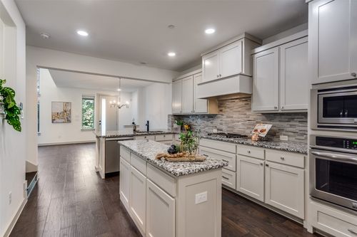 1423 Lamb Dr, Plano, TX, 75075-1211 | Card Image