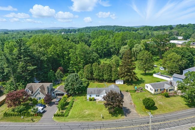 945 Shoemaker Ln, House other with 4 bedrooms, 1 bathrooms and 4 parking in Feeding Hills MA | Image 39