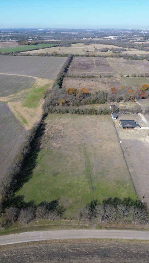 701 Bobs Run Rd, Ferris, TX, 75125-1280 | Card Image