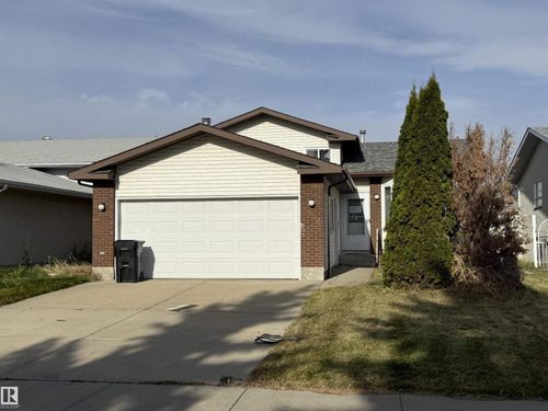 7520 152b Ave Nw, Edmonton, AB, T5C3K9 | Card Image