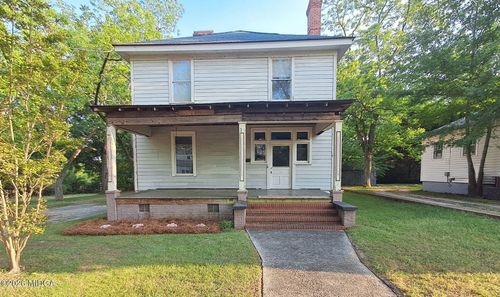 401 Forsyth St, Barnesville, GA, 30204-1414 | Card Image