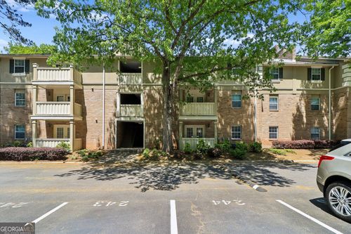 q29-6900 Roswell Rd, Sandy Springs, GA, 30328-2208 | Card Image