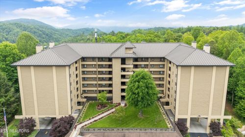 apt-108-1704 Hidden Hills Rd, Gatlinburg, TN, 37738-5826 | Card Image