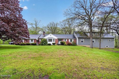 6 Sage Hill Ln, Menands, NY, 12204-1305 | Card Image