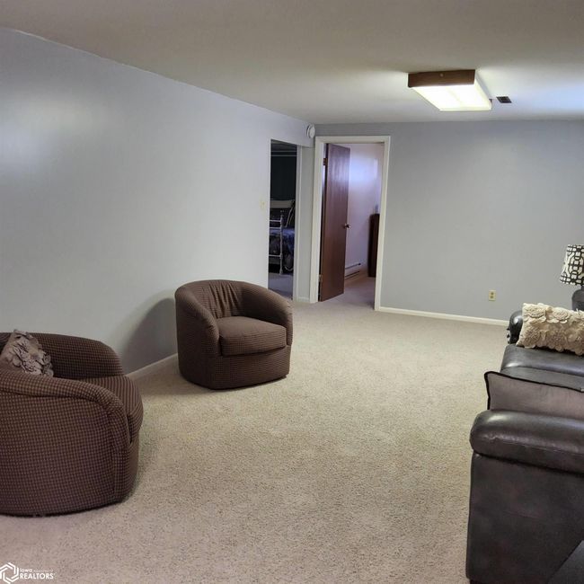 213 E Baker St, Home with 4 bedrooms, 2 bathrooms and 2 parking in Avoca IA | Image 38