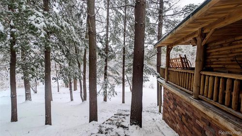 3710 Arivaca Dr, Millington, MI, 48746-8903 | Card Image