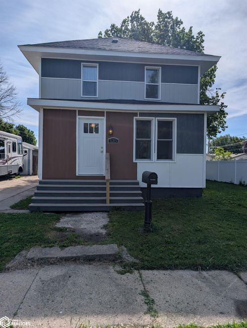 1015 S 20th St, Fort Dodge, IA, 50501-5906 | Card Image