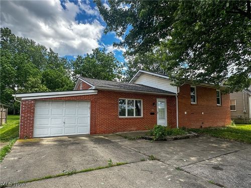 1432 Elm Rd Ne, Warren, OH, 44483-4019 | Card Image