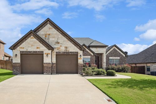 707 Chaparral Rd, Sanger, TX, 76266-6859 | Card Image