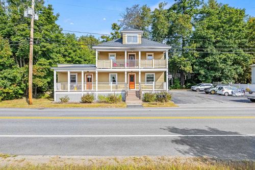 16 Railroad Ave, Springvale, ME, 04083-1241 | Card Image