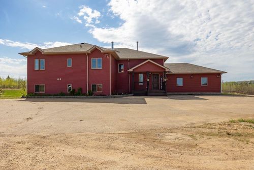 200 Weiss Dr, Fort Mcmurray, AB, T9H5B4 | Card Image