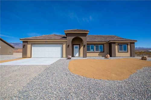 5821 Genoa Ave, Pahrump, NV, 89060-1340 | Card Image