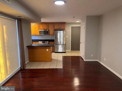 apt-104-1386 Bryant St Ne, WASHINGTON, DC, 20018-1186 | Card Image