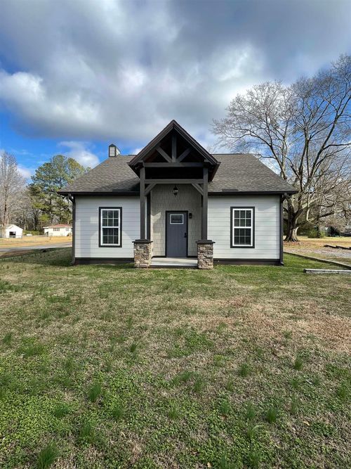 110 Ohio Ave Se, Hanceville, AL, 35077-5300 | Card Image