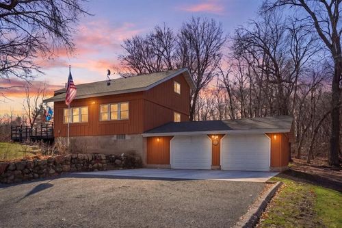 m-380 202nd St, Osceola, WI, 54020-5620 | Card Image