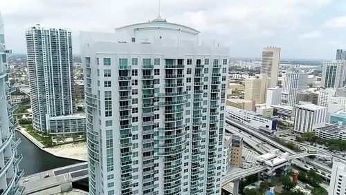 2001-31 Se 5th St, Miami, FL, 33131-2503 | Card Image