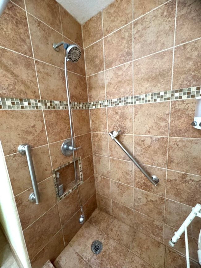 2335 Beverly St, House other with 4 bedrooms, 2 bathrooms and null parking in Bridge City TX | Image 22