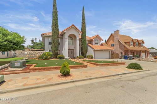 2053 Gus Moran St, El Paso, TX, 79936-4042 | Card Image