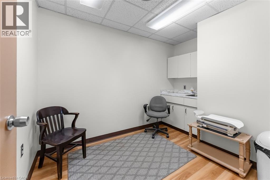 Commercial Sale in Niagara Falls 5