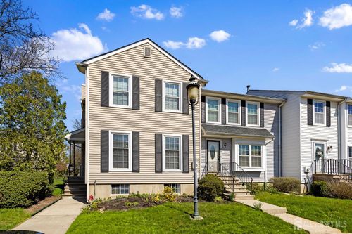 43 Lantern Ln, Sayreville, NJ, 08872-2201 | Card Image