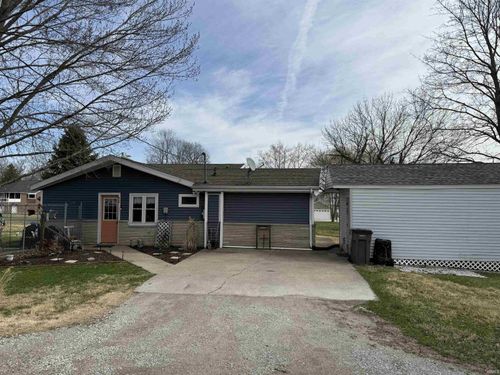 624 N Fifth St, North Webster, IN, 46555-2001 | Card Image