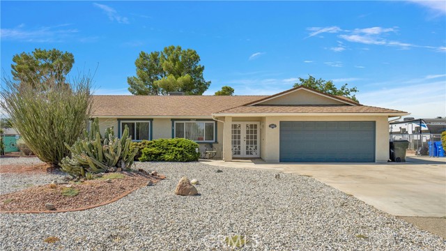 Nowata Rd, Apple Valley, CA 92308