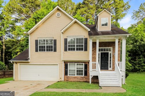 1050 Trotters Farm Rd, Fairburn, GA, 30213-1776 | Card Image