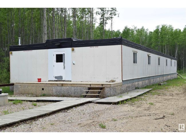455 Industrial Dr N, House other with 9 bedrooms, 10 bathrooms and 12 parking in Red Earth Creek AB | Image 6