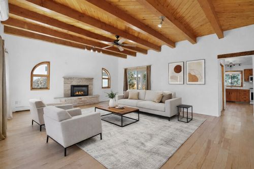 2708 Via Caballero Del Sur, Santa Fe, NM, 87505-5359 | Card Image
