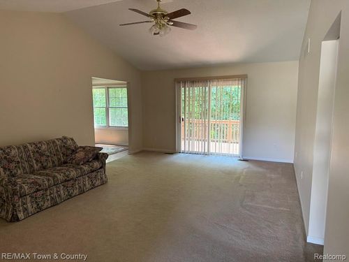 11020 Kasteel Ct, Clio, MI, 48420-2314 | Card Image