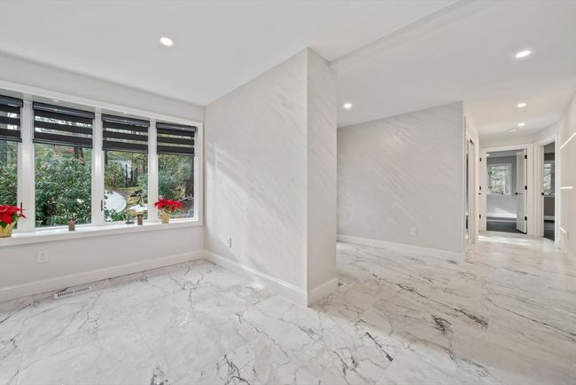 60 Algonquin Rd, House other with 4 bedrooms, 5 bathrooms and 6 parking in Canton MA | Image 7