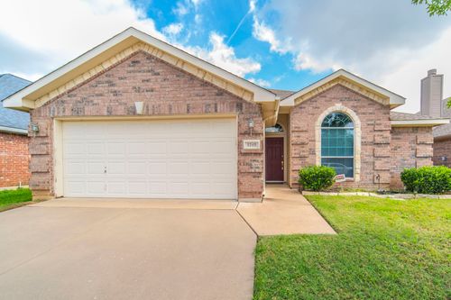 8249 Fall Crest Dr, Hurst, TX, 76053-7468 | Card Image