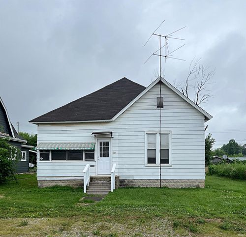 206 E Ohio St, Jasonville, IN, 47438-1220 | Card Image