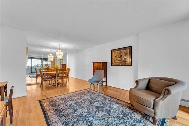 206 - 4134 Maywood Street, Condo with 2 bedrooms, 1 bathrooms and 1 parking in Burnaby BC | Image 6