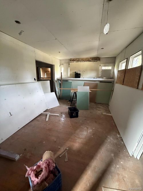 5225 Maplewood St, Detroit, MI, 48204-3635 | Card Image