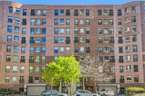 apt-701-711 W Gordon Ter, CHICAGO, IL, 60613-2277 | Card Image