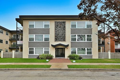 apt-305-3035 Paris Ave, River Grove, IL, 60171-1259 | Card Image