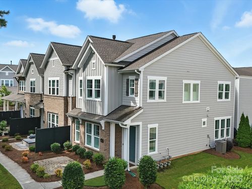 10026 Wayfair Meadow Ct, Charlotte, NC, 28277-8775 | Card Image
