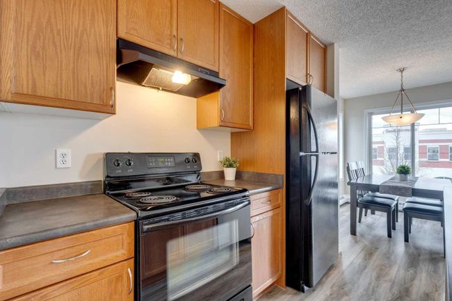 1 - 21 Mckenzie Towne Gate Se, Home with 2 bedrooms, 1 bathrooms and 1 parking in Calgary AB | Image 6