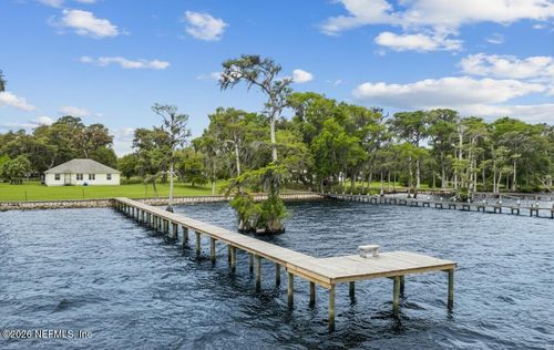 102 Sandra Ln, Crescent City, FL, 32112-4163 | Card Image