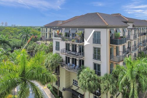 apt-400-2633 Ne 14th Ave, Wilton Manors, FL, 33334-4439 | Card Image