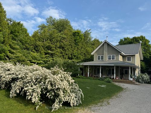 32 Sandy Pines Trail, Sauble Beach, ON, N0H2G0 | Card Image