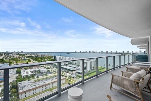 1513-220 Lake Shore Dr, Lake Park, FL, 33403-3584 | Card Image