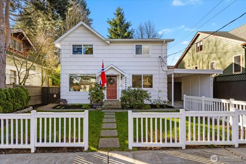 6721 22nd Ave Nw, Seattle, WA, 98117-5727 | Card Image