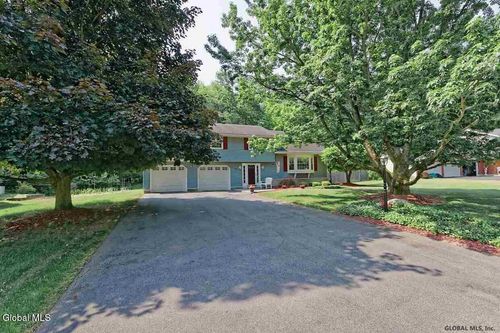 34 Guilder Pl, Ballston Lake, NY, 12019-2226 | Card Image