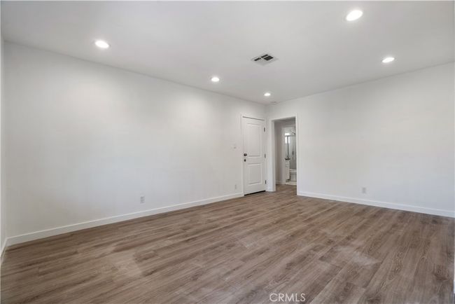 17956 Schoenborn St, Condo with 0 bedrooms, 0 bathrooms and 6 parking in Northridge CA | Image 12