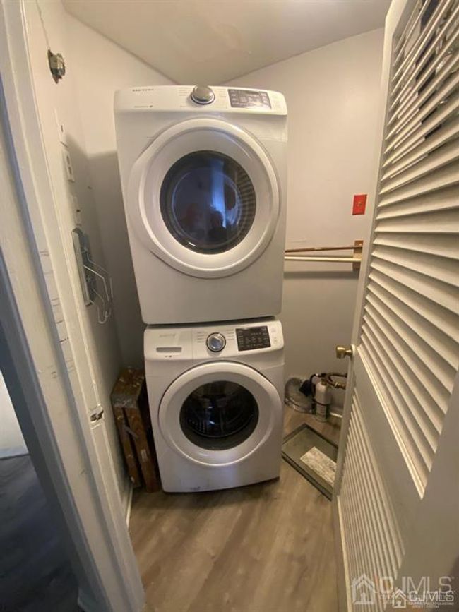 158 Crosspointe Drive, Sold in East Brunswick Zoocasa